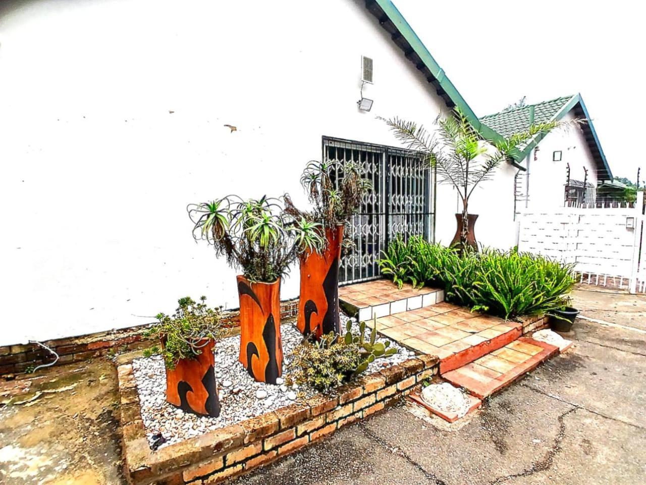 Millenium Homes Centurion Esterno foto